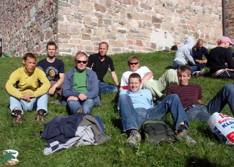 Jukolalaget 2008 samlat i åboparken efter årets insats.